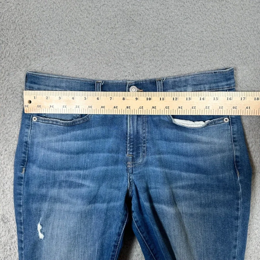 Lucky Brand Sweet Straight leg‎ Distressed Blue Jeans Womens 10/30 Medium Wash